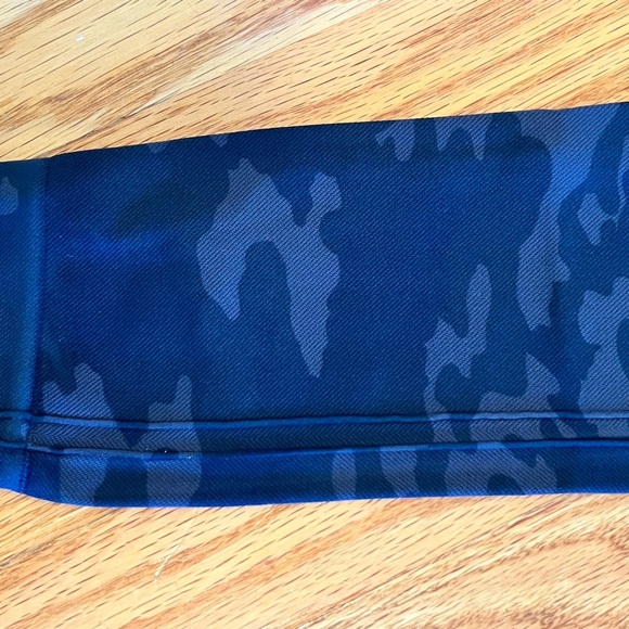 EcoCare Seamless Spanx Leggings Black Camo size Large NWT - Picture 7 of 8